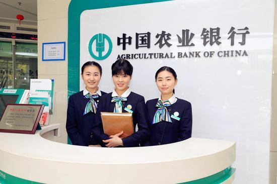 銀行營業(yè)廳裝飾工程投標(biāo)書范本